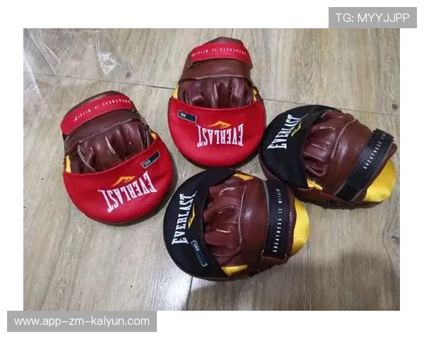 UFC拳腿连招与防守练习——掌握实战的关键技巧 UFC拳腿连招与防守练习——掌握实战的关键技巧