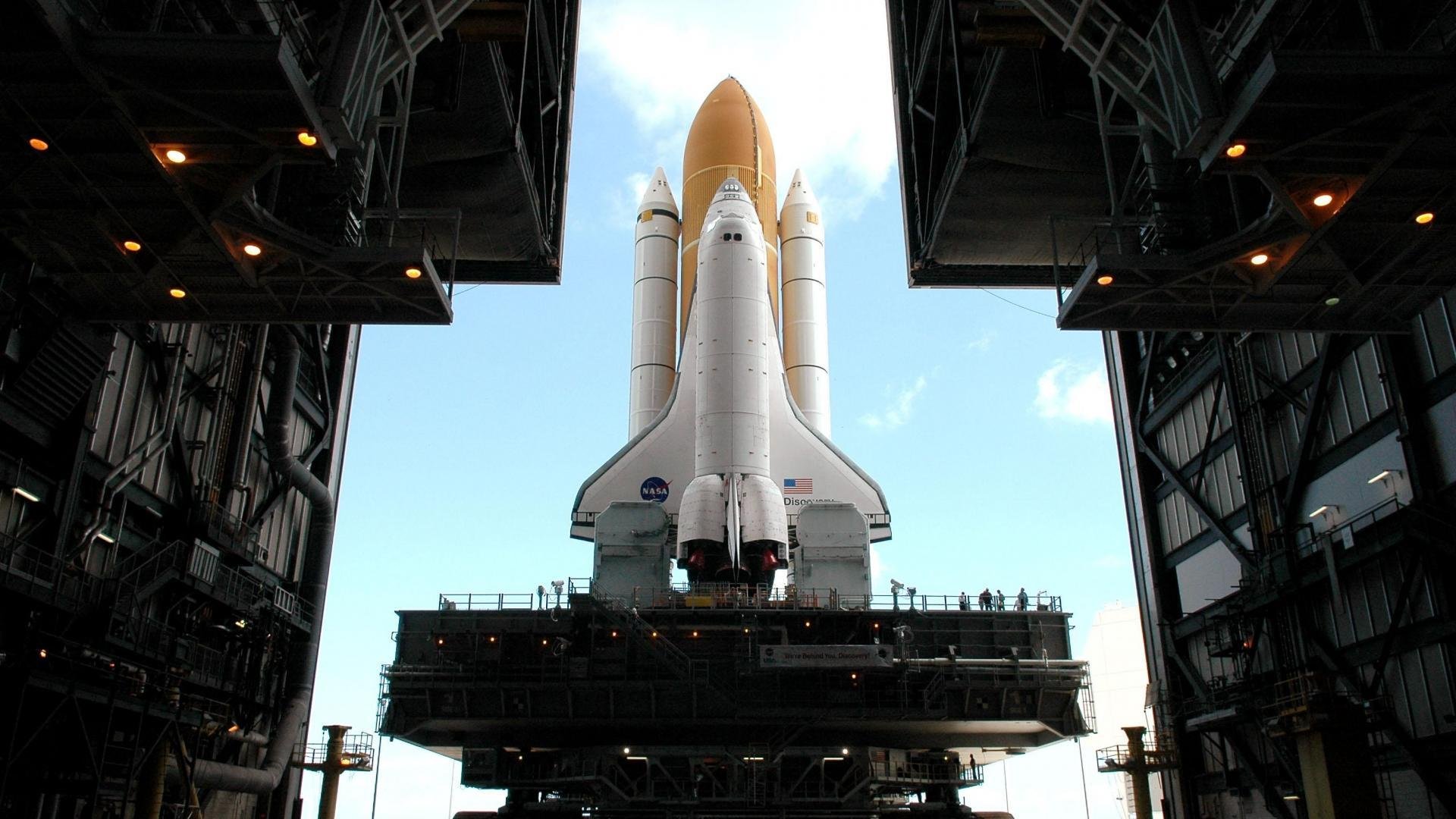 开云体育平台-德甲攻防战：精彩瞬间层出不穷，德甲榜首大战