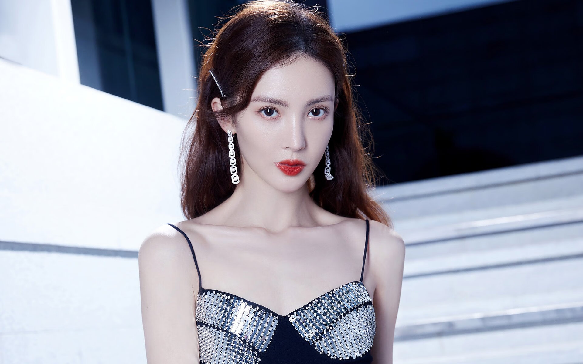 开yun官网-凯恩继续书写历史，乌尊与格林伍德崭露头角